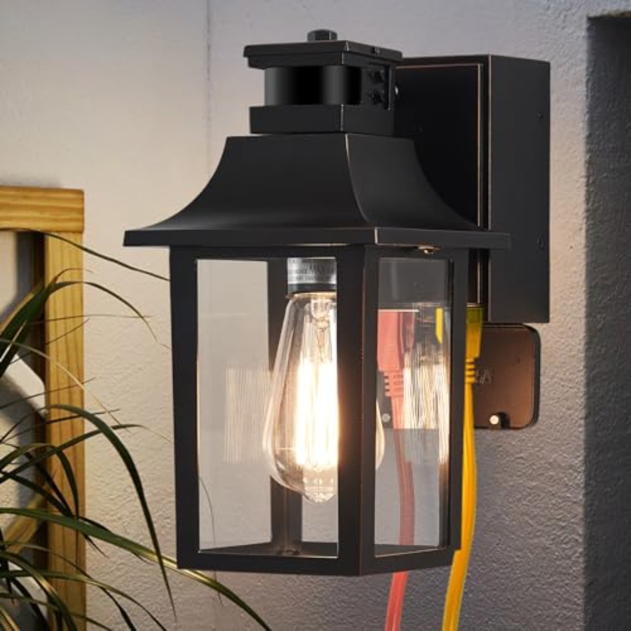 Outdoor Lighting No Outlet - Уличный светильник для крыльца с розеткой