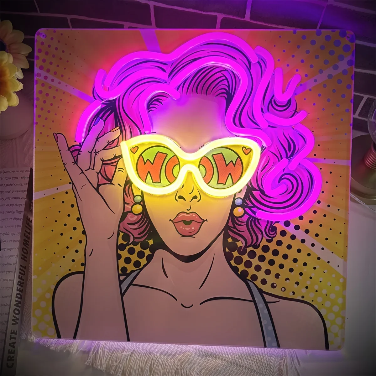 Wow Lady Pop Art Светодиодная  – обзор и цена Outdoor Lighting Decor Wow